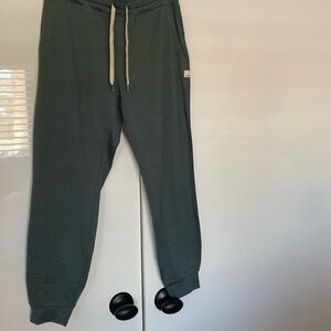 Vuori Performance Jogger